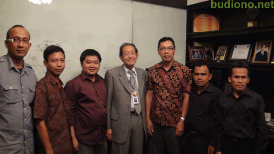 technopreneur-society Budiono Sukses bersama Hermawan Kartajaya